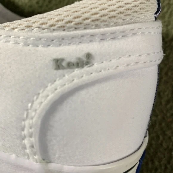GUC Keds white shoes.  Size 8.5 - Picture 4 of 12
